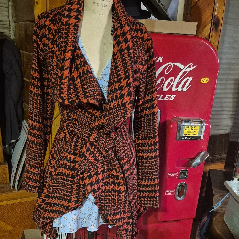 HYFVE Black and Orange Houndstooth Cape